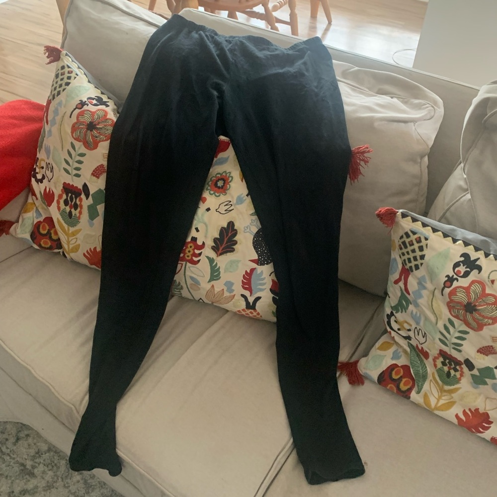 Leggings.
